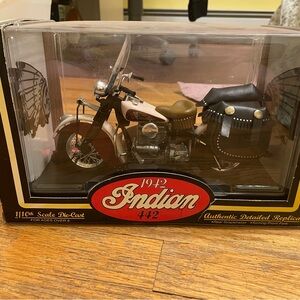 1942 442 Die-Cast Model - Black and Brown